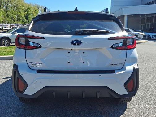Crystal White Pearl 2025 Subaru Crosstrek Limited