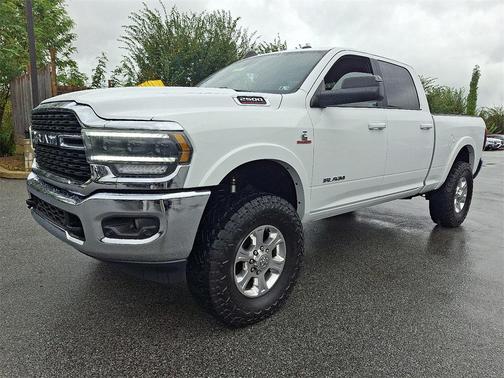 2022 RAM 2500 Big Horn Crew Cab 4x4 6'4' Box