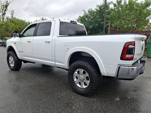 2022 RAM 2500 Big Horn Crew Cab 4x4 6'4' Box