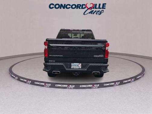 Black 2023 Chevrolet Silverado 1500 High Country