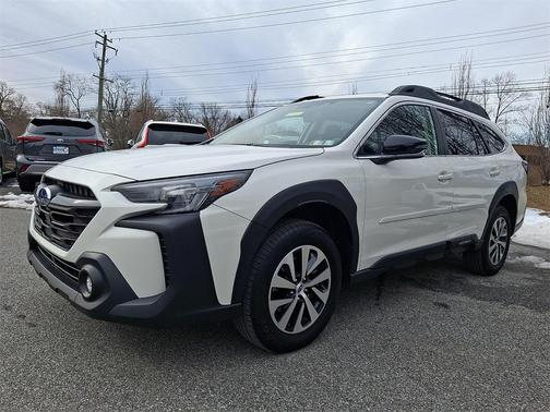 2023 Subaru Outback Premium