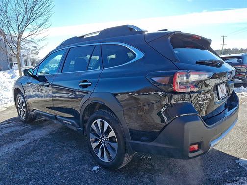 2023 Subaru Outback Touring XT