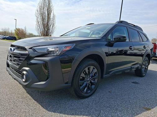 Crystal Black Silica 2024 Subaru Outback Onyx Edition