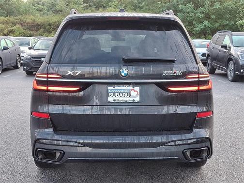 2023 BMW X7 xDrive40i
