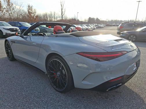 2022 Mercedes-Benz AMG SL 55 Base