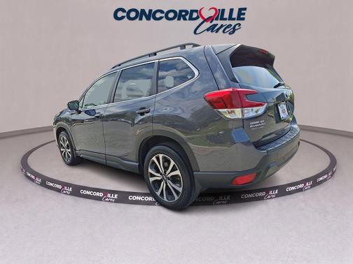 Magnetite Gray Metallic 2023 Subaru Forester Limited