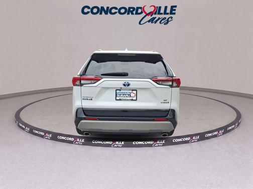 Wind Chill Pearl 2024 Toyota RAV4 Hybrid SE