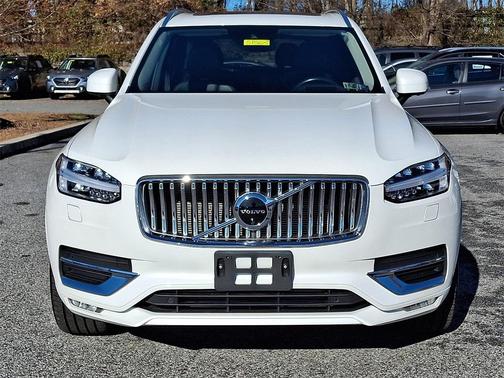 2022 Volvo XC90 T6 Inscription
