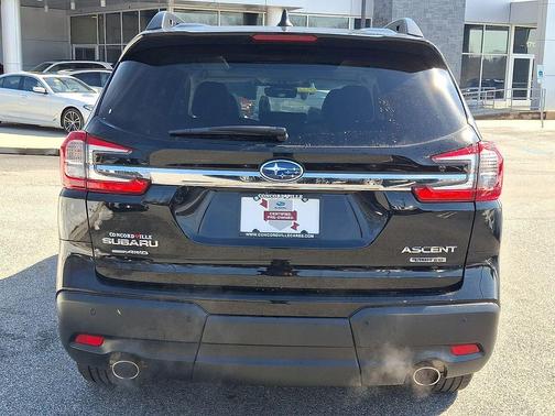 2023 Subaru Ascent Limited 8-Passenger