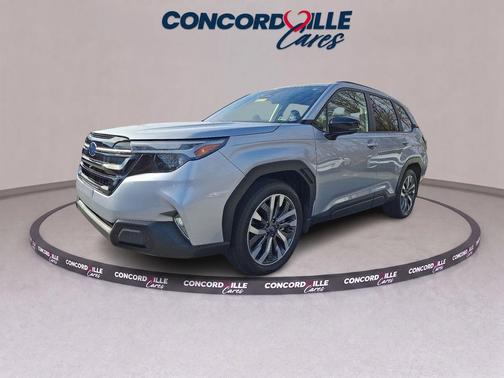 Ice Silver Metallic 2025 Subaru Forester Touring