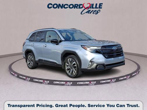 Ice Silver Metallic 2025 Subaru Forester Touring
