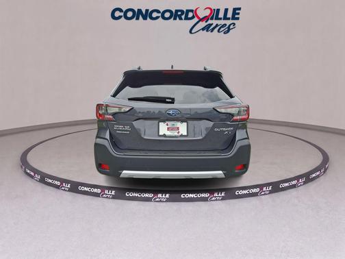 Magnetite Gray Metallic 2024 Subaru Outback Limited XT