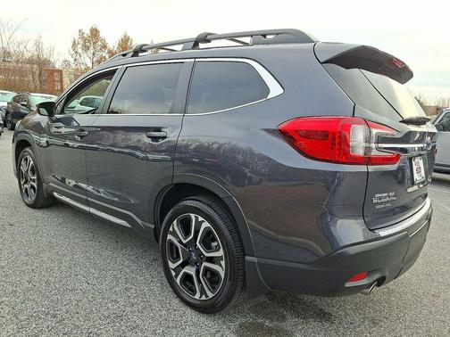 2023 Subaru Ascent Limited 8-Passenger
