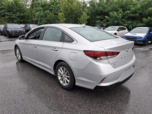 2018 Hyundai SONATA SE