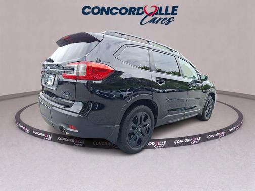 Crystal Black Silica 2023 Subaru Ascent Onyx Edition 7-Passenger