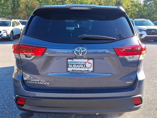 2019 Toyota Highlander LE