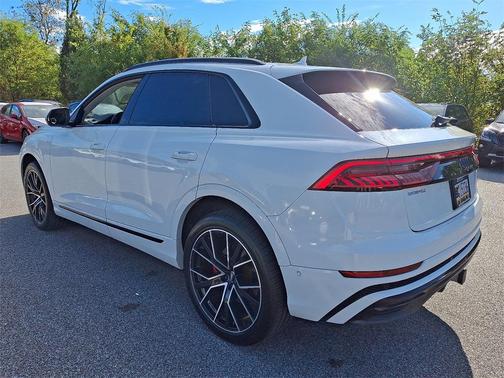 2020 Audi Q8 55 Premium Plus