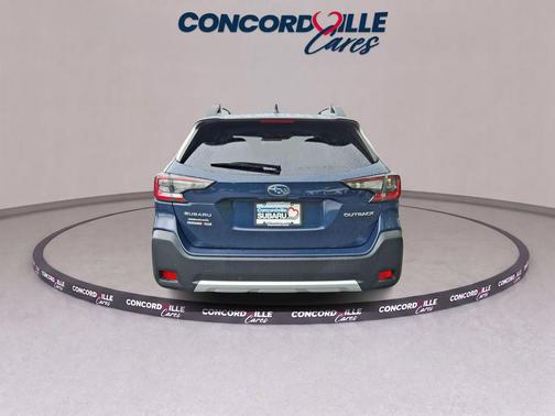 Cosmic Blue Pearl 2024 Subaru Outback Limited