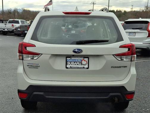 2023 Subaru Forester Base