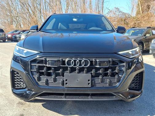 2024 Audi Q8 55 Premium