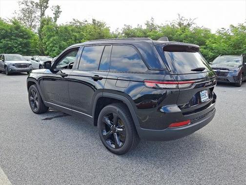 2023 Jeep Grand Cherokee Limited X