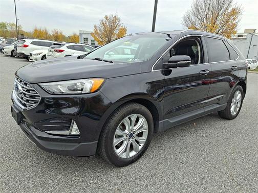 2020 Ford Edge Titanium