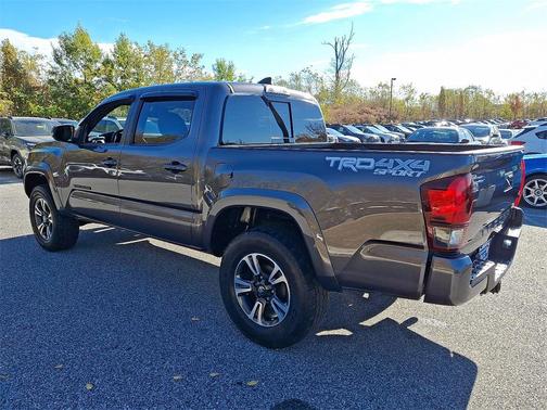 2018 Toyota Tacoma TRD Sport
