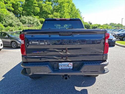2022 Chevrolet Silverado 1500 Custom