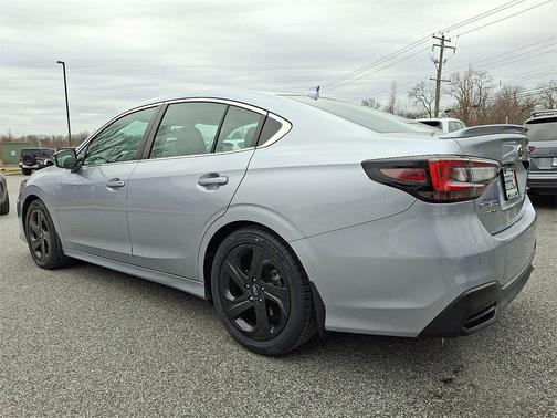 2022 Subaru Legacy Sport