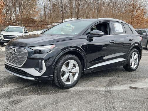 2024 Audi Q4 e-tron Premium Plus 55 quattro