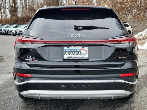 2024 Audi Q4 e-tron Premium Plus 55 quattro