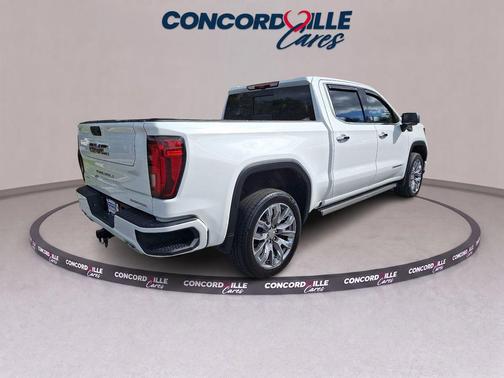 Summit White 2023 GMC Sierra 1500 Denali