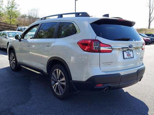 Photo 4 of 32 of 2020 Subaru Ascent Limited 7-Passenger