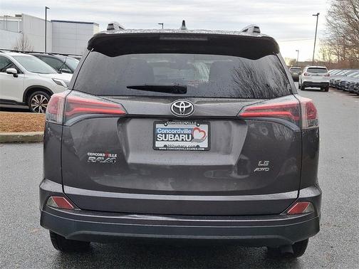 2017 Toyota RAV4 LE