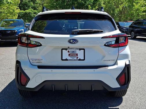 Crystal White Pearl 2025 Subaru Crosstrek Limited