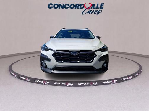 Crystal White Pearl 2025 Subaru Crosstrek Limited