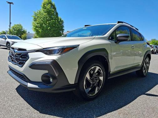 Crystal White Pearl 2025 Subaru Crosstrek Limited