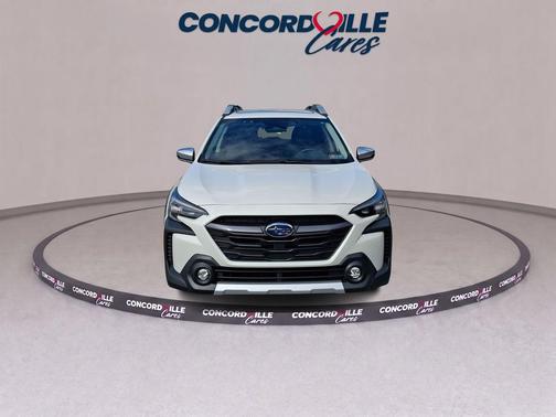 Crystal White Pearl 2023 Subaru Outback Touring