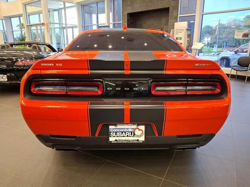 2016 Dodge Challenger SRT 392
