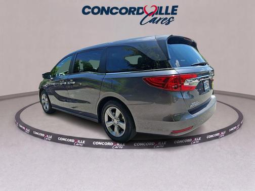 Gray 2018 Honda Odyssey EX-L