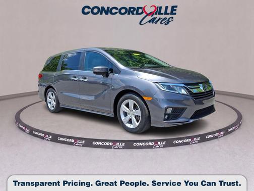 Gray 2018 Honda Odyssey EX-L