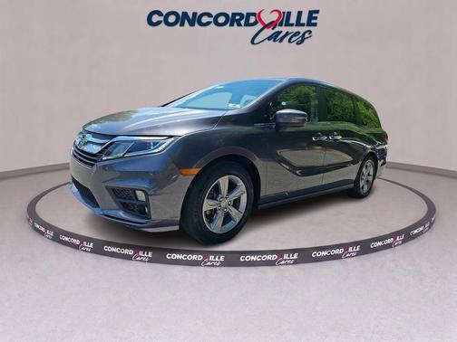 Gray 2018 Honda Odyssey EX-L