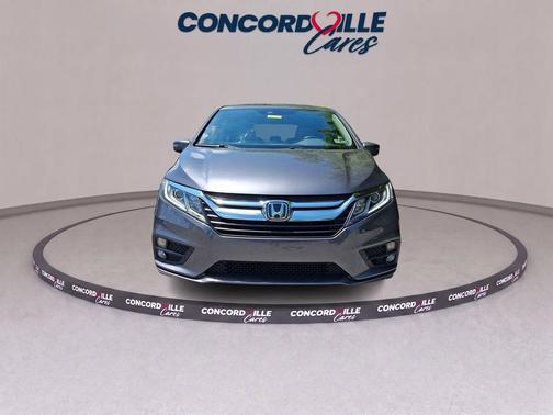 Gray 2018 Honda Odyssey EX-L