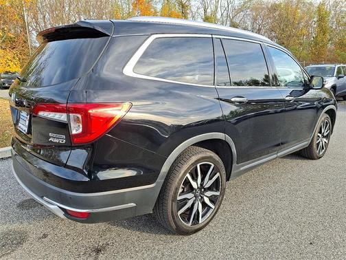 2019 Honda Pilot Touring 8-Passenger