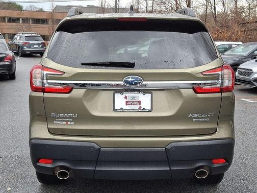 2024 Subaru Ascent Limited 8-Passenger