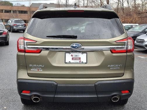 2024 Subaru Ascent Limited 8-Passenger