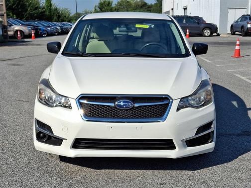 2016 Subaru Impreza 2.0i