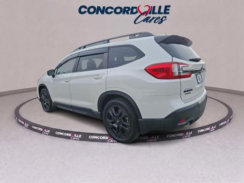 Crystal White Pearl 2023 Subaru Ascent Onyx Edition Limited 7-Passenger
