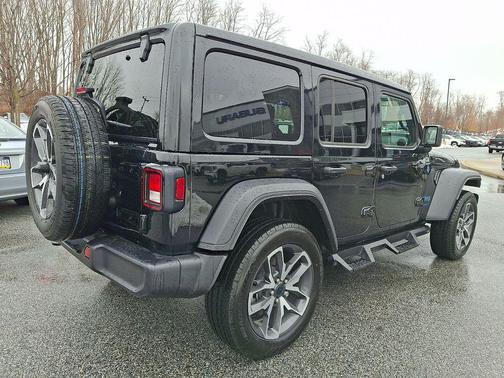 2025 Jeep Wrangler 4xe Sport S