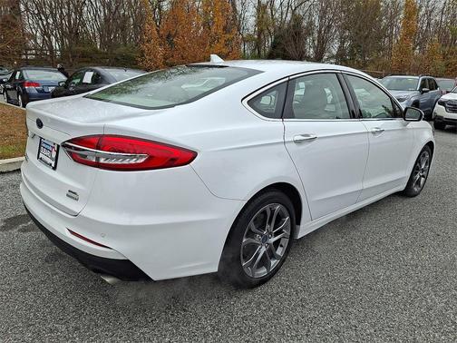 2019 Ford Fusion SEL